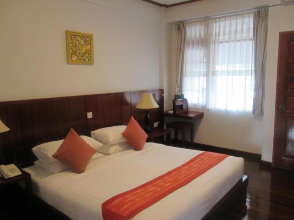 Hotel Maineli Nyaung Shwe Exterior foto